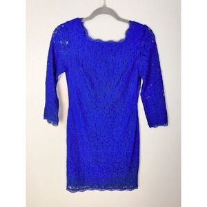 Cache Size 2‎ 3/4 Sleeve Blue Lace Overlay Fitted Sheath Dress